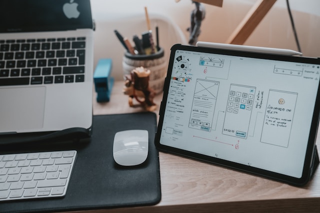 Belajar UI/UX untuk Pemula: Panduan Lengkap Memulai Karir Desain